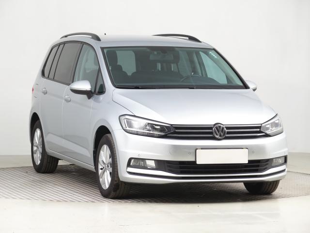 Volkswagen touran drive2