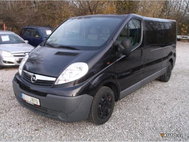 Opel vivaro long