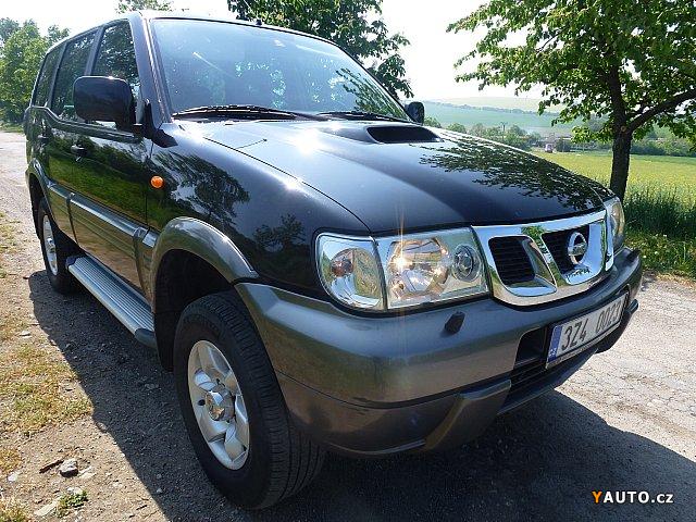 Nissan terrano elegance